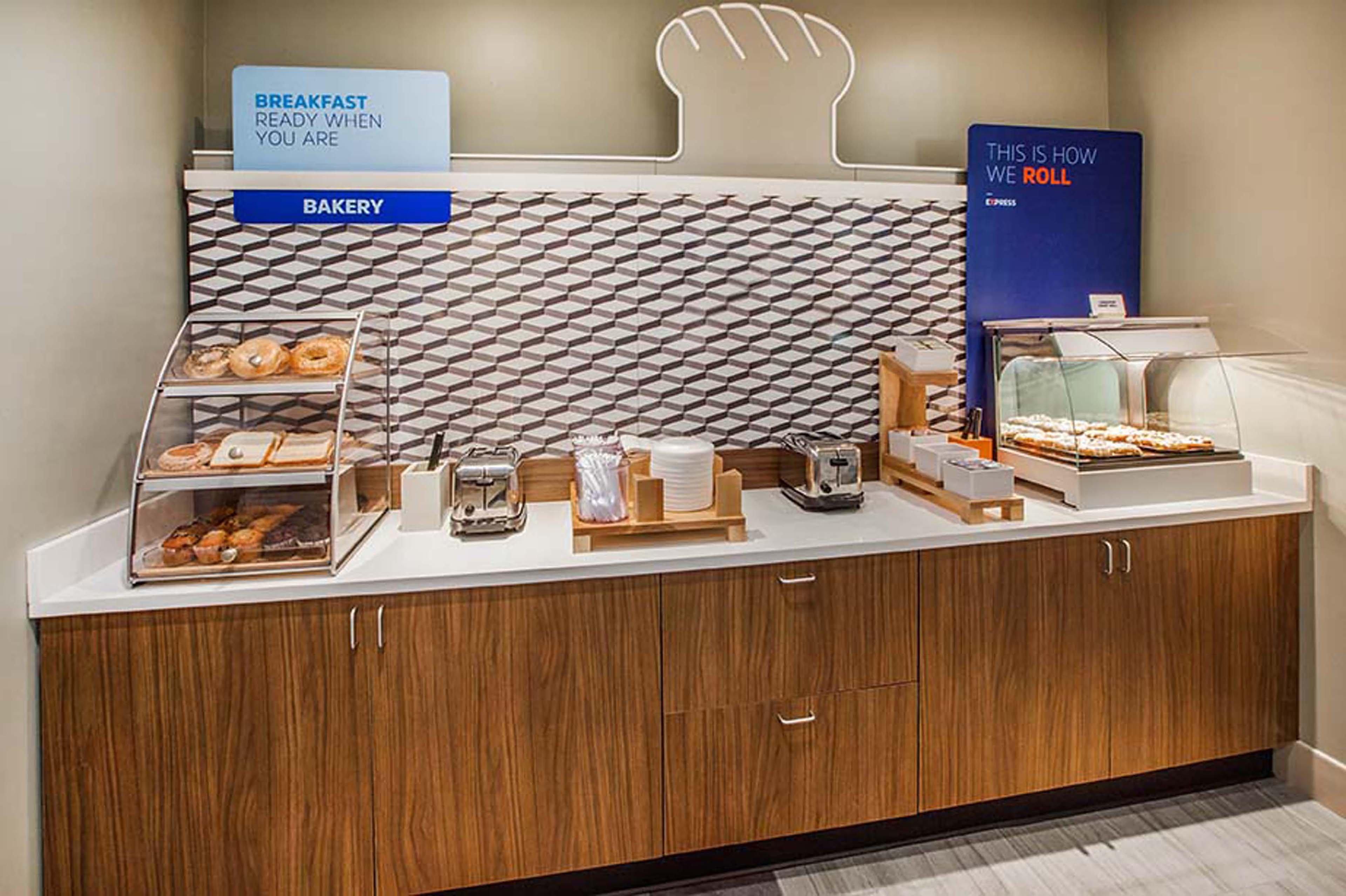 Holiday Inn Express Nashville-Downtown - Broadway By Ihg Luaran gambar
