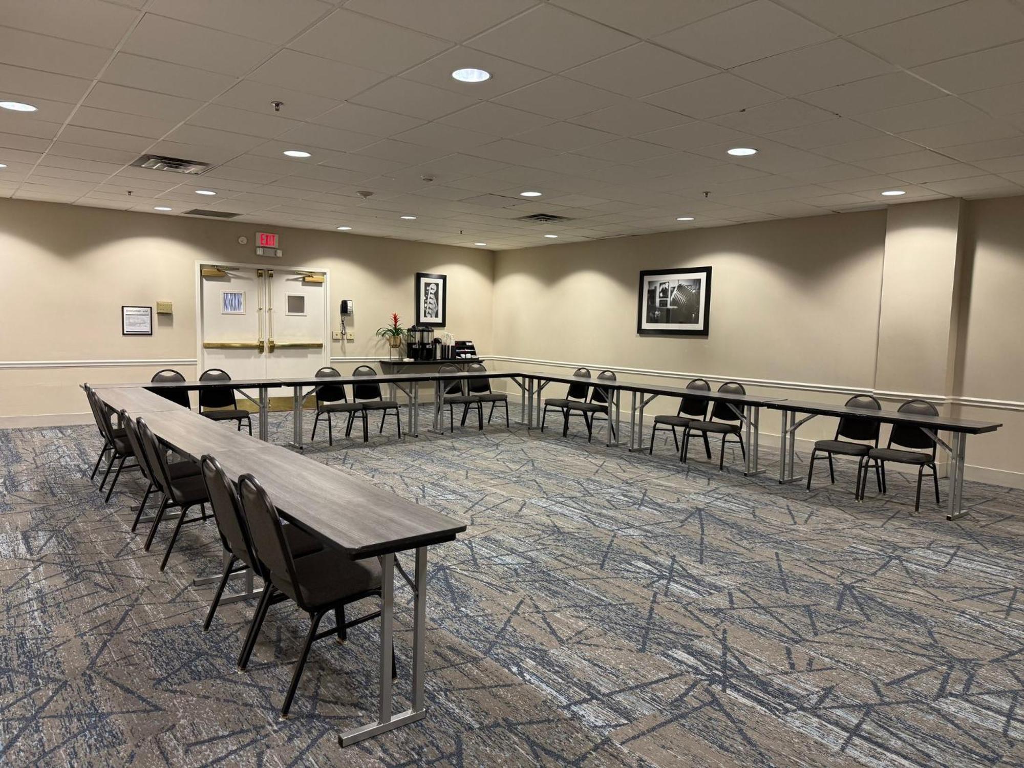 Holiday Inn Express Nashville-Downtown - Broadway By Ihg Luaran gambar