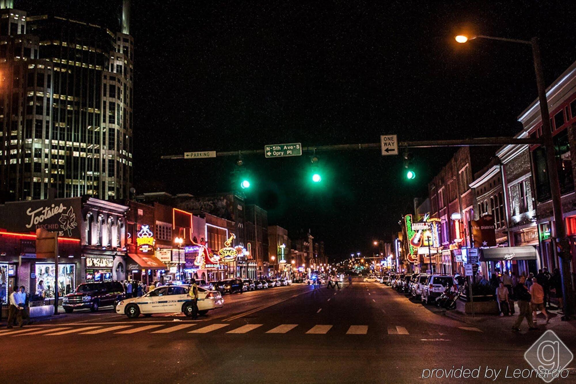 Holiday Inn Express Nashville-Downtown - Broadway By Ihg Luaran gambar
